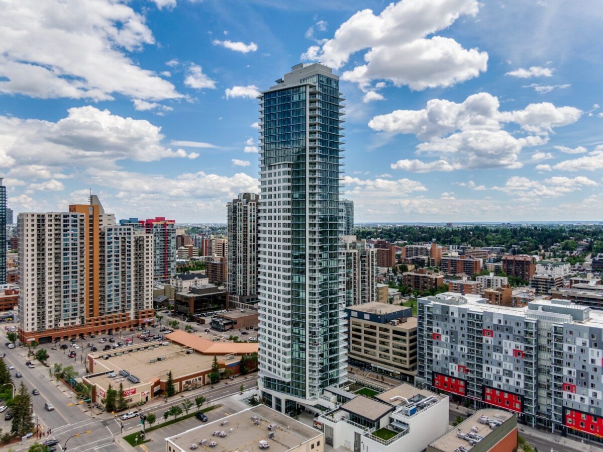 Luxury Apartment Rental in Beltline Calgary Eleven